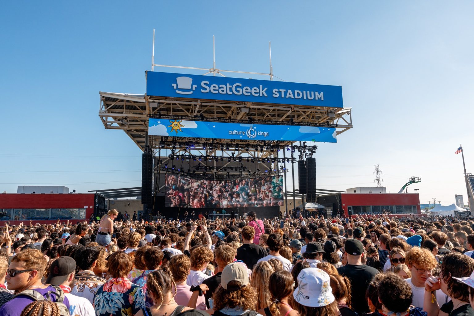 Festival crowd smashes attendance record at SeatGeek Stadium
