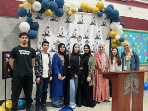 Elkhatib with students