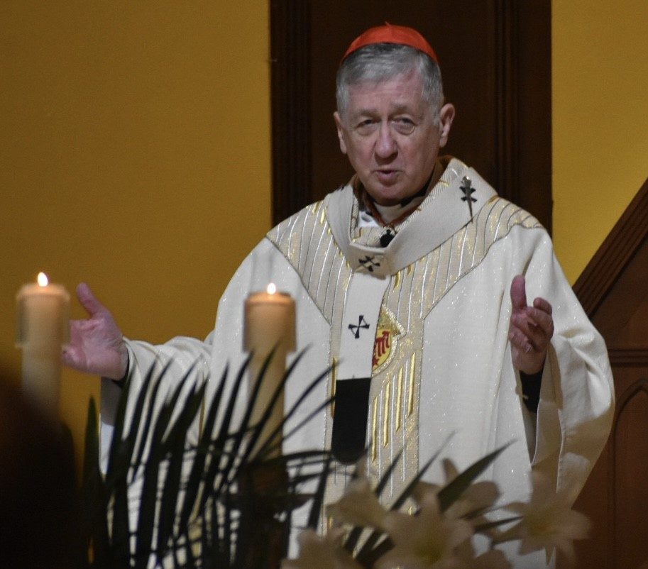 Cardinal Blase Cupich presented a nine-minute homily during Mass on Sunday at St. Cletus Church in La Grange. (Photos by Steve Metsch)