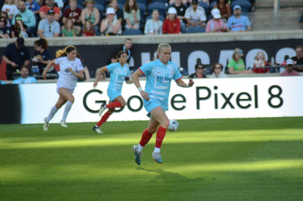 The Chicago Red Stars' Penelope Hocking had her streak of three games with a goal stopped in a 1-0 loss to Louisville on May 25 in Bridgeview. Photo by Jeff Vorva