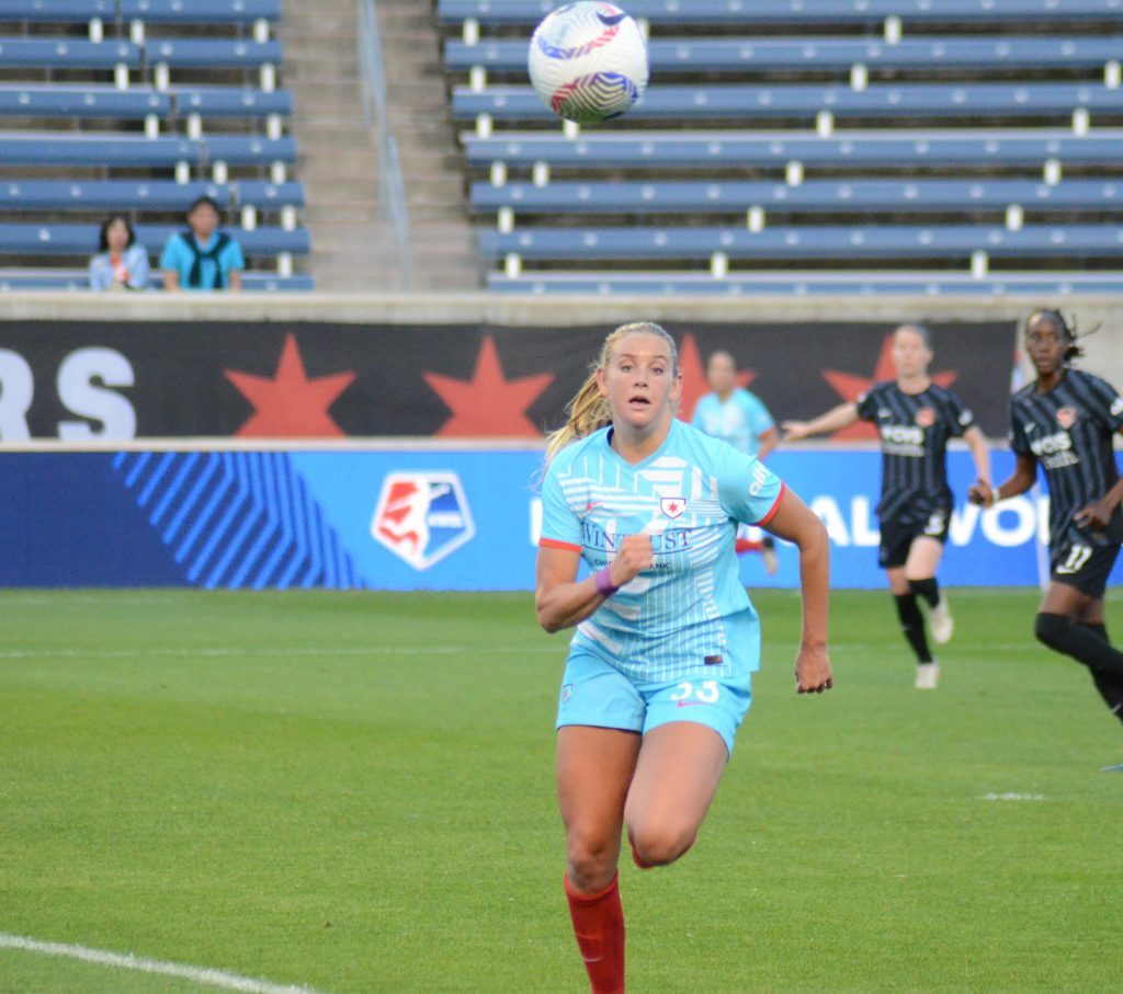 The Red Stars' Ally Cook chases down a ball during a 4-2 loss to Washington on May 1 at SeatGeek Stadium. photo by Jeff Vorva