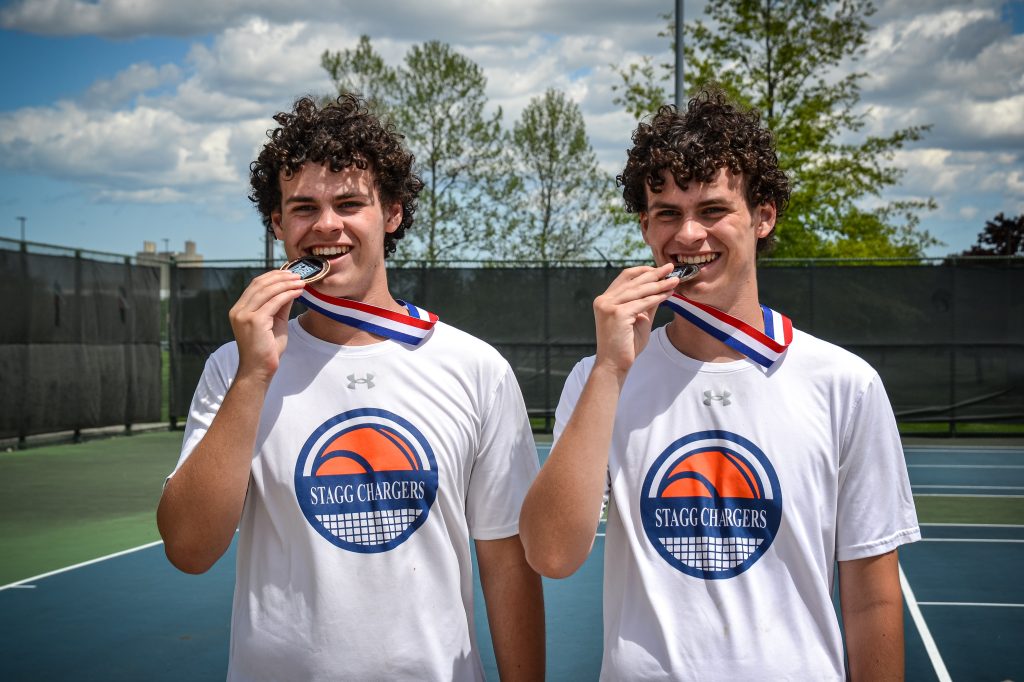 Stagg tennis players and twins Nick and Seamus Keough finished third at No. 3 singles at the SouthWest Suburban Red meet. Photo by Xavier Sanchez