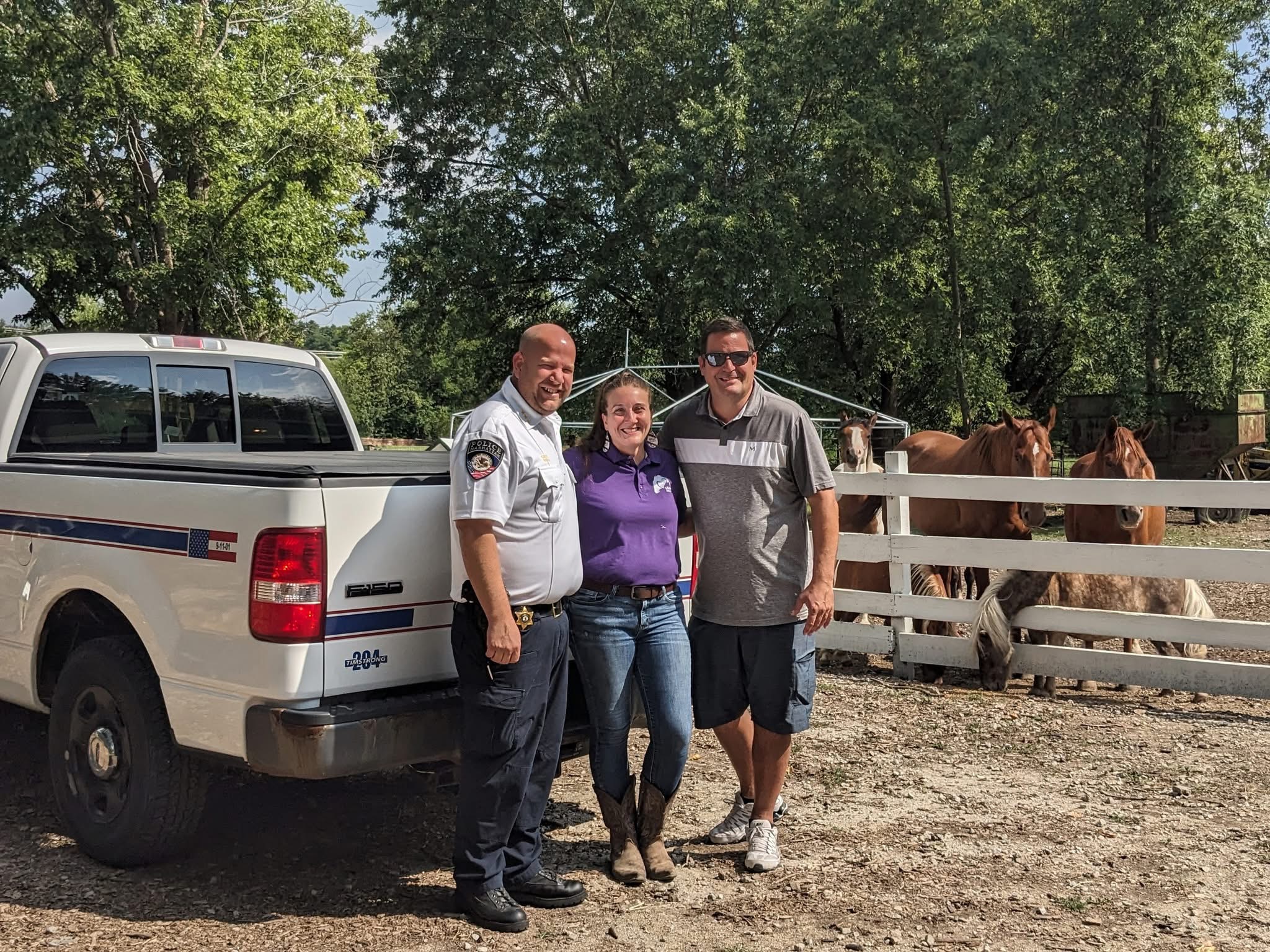 Village of Manhattan donates truck to HHH Ranch - The Vedette