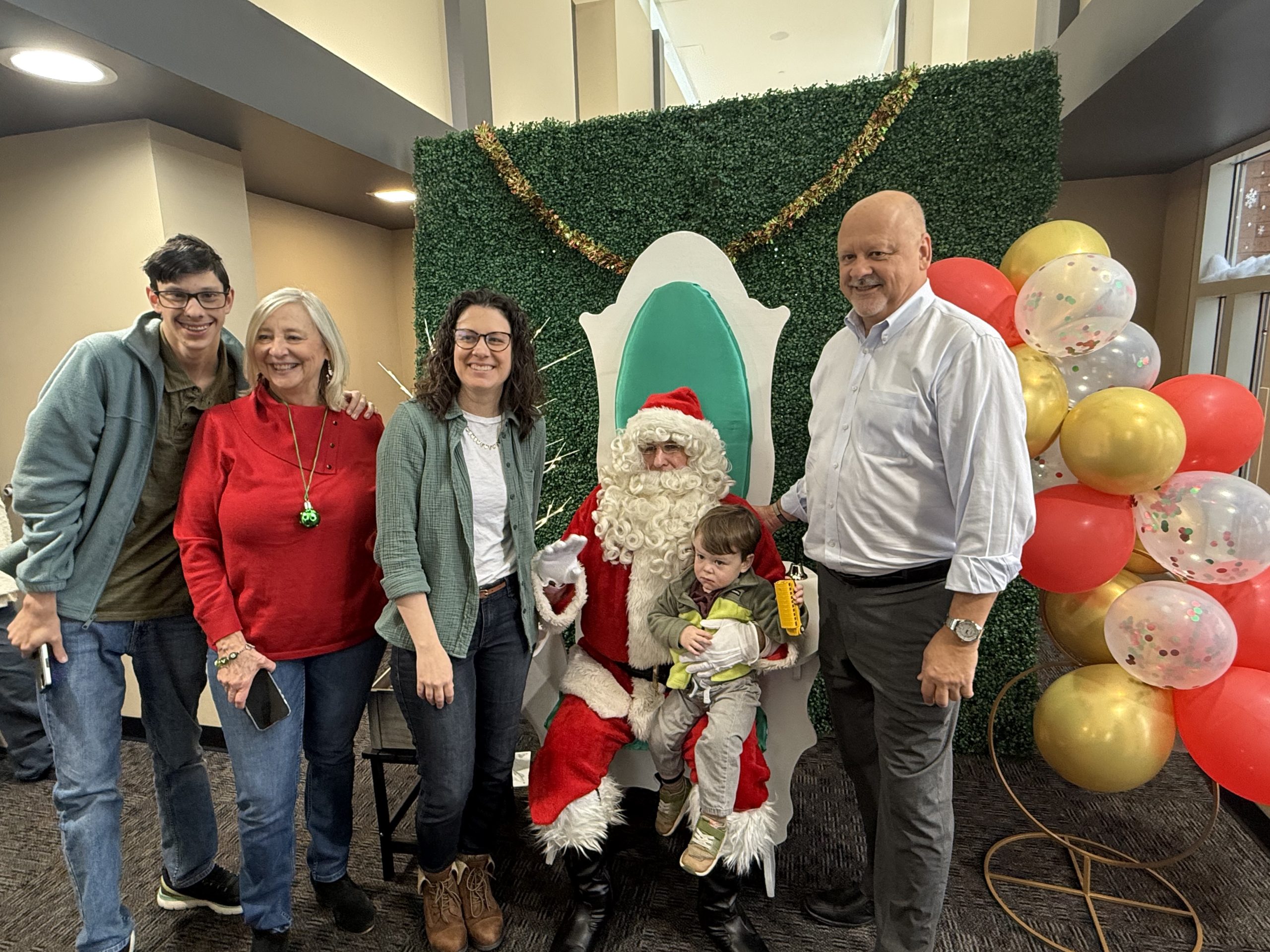 Pancakes, government and Santa highlight Orland Park event