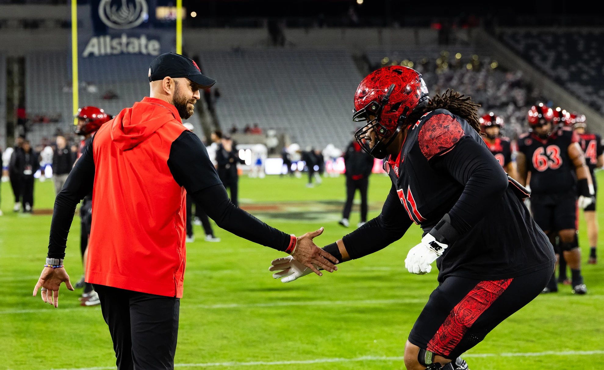 College notebook: Sunny California suits Richards grad Sean Lewis