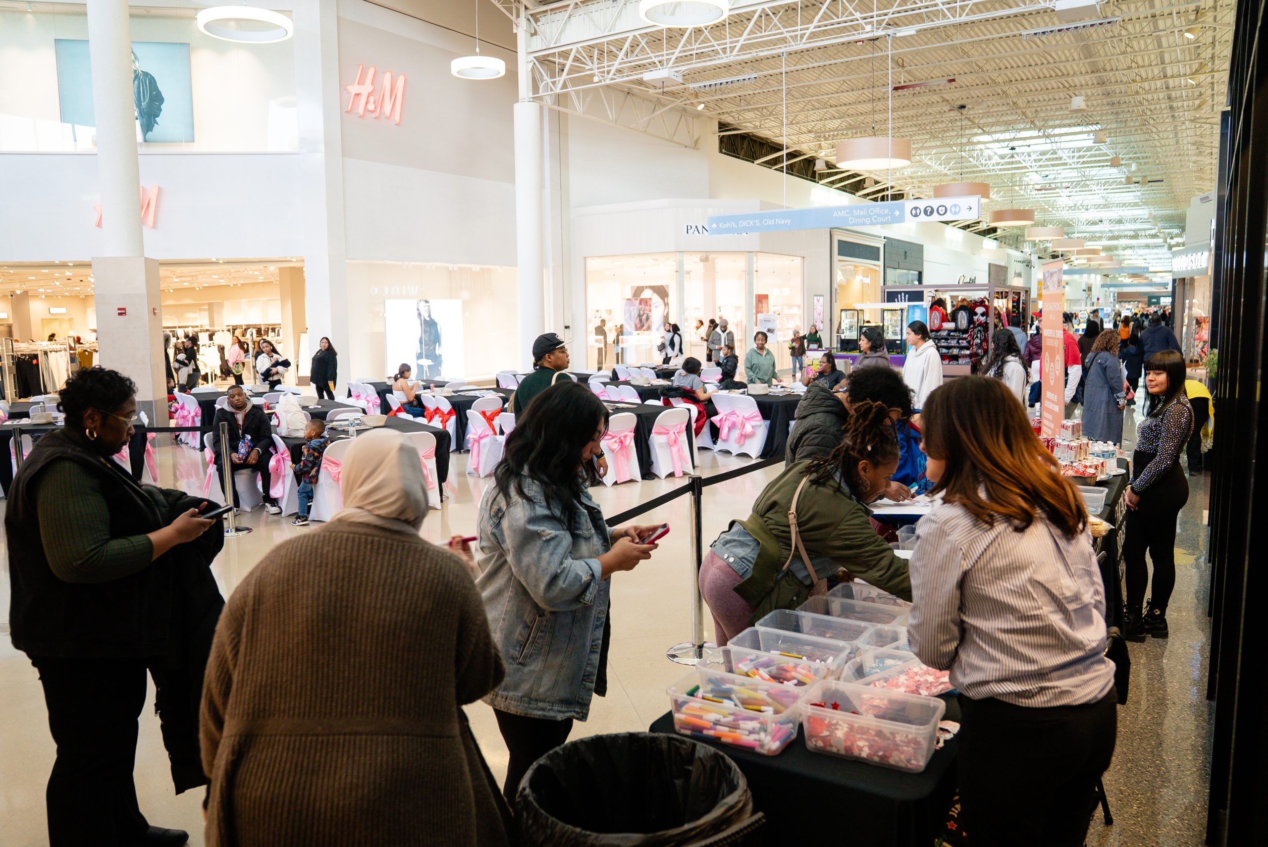 VisionHER ignites big dreams at Chicago Ridge Mall