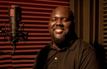 Chicago creator honors community with collaborative art exhibition