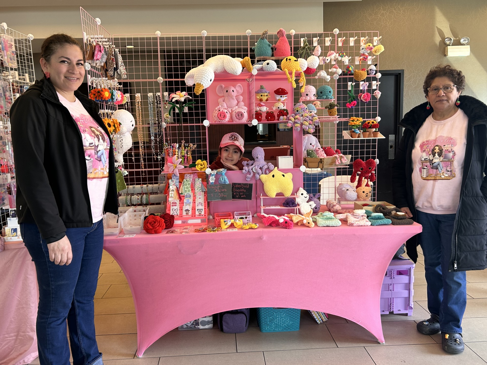 Midway Chamber gives block party vendors an early start