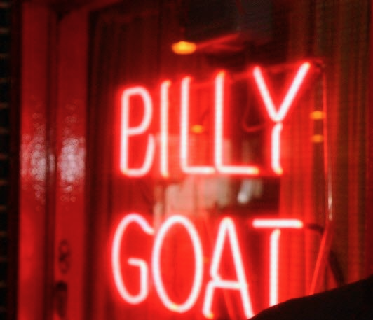 Sam Sianis, 91, Keeper of Chicago’s Legendary Billy Goat Tavern
