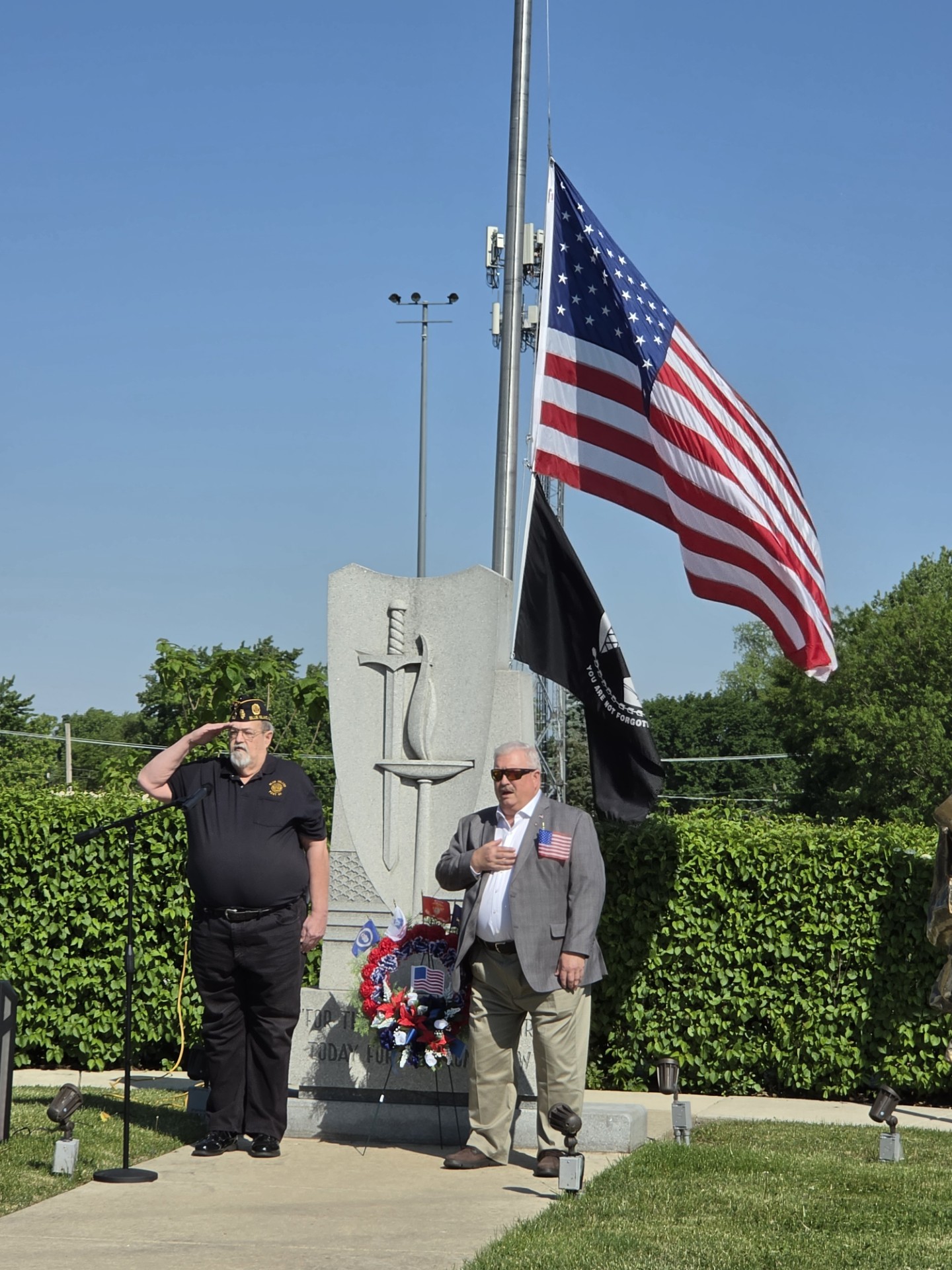 Area ceremonies honor fallen on Memorial Day - Desplaines Valley News