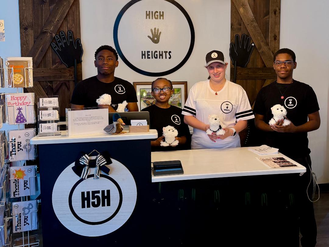 High 5 Heights brings back to school fun to Palos Heights
