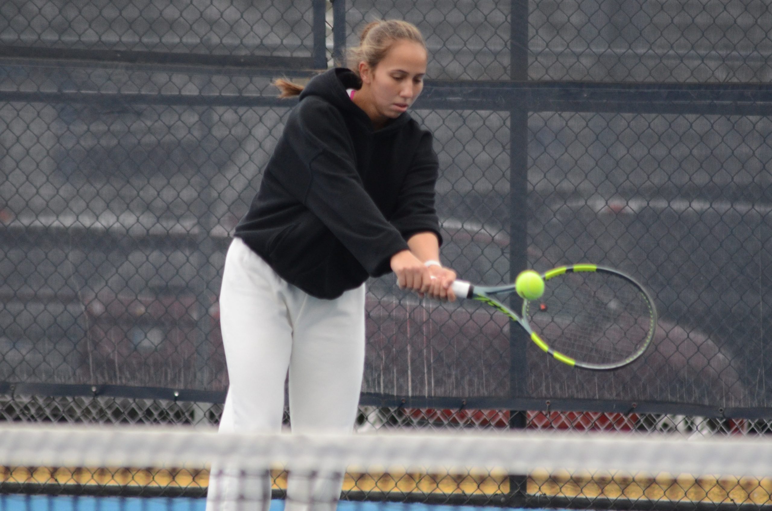 Sandburg's Estela Loureiro wins state tennis title